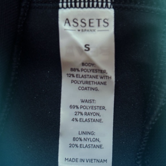 Spanx Assets Black Faux Leather Leggings Size Small - Picture 4 of 5